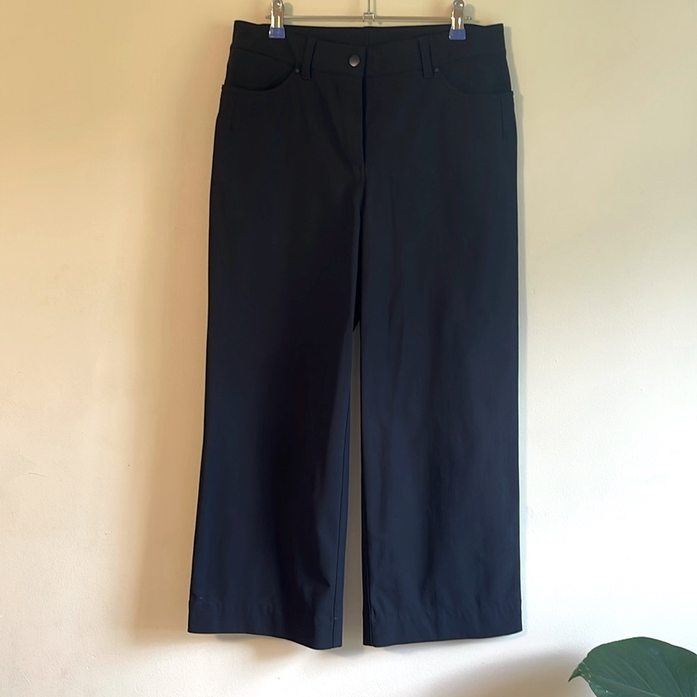 Lululemon Straight-leg Cropped Pants